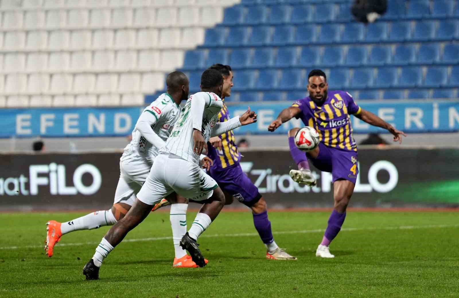 Ziraat Türkiye Kupası: Eyüpspor: 0 - Konyaspor: 1 (Maç devam ediyor)
