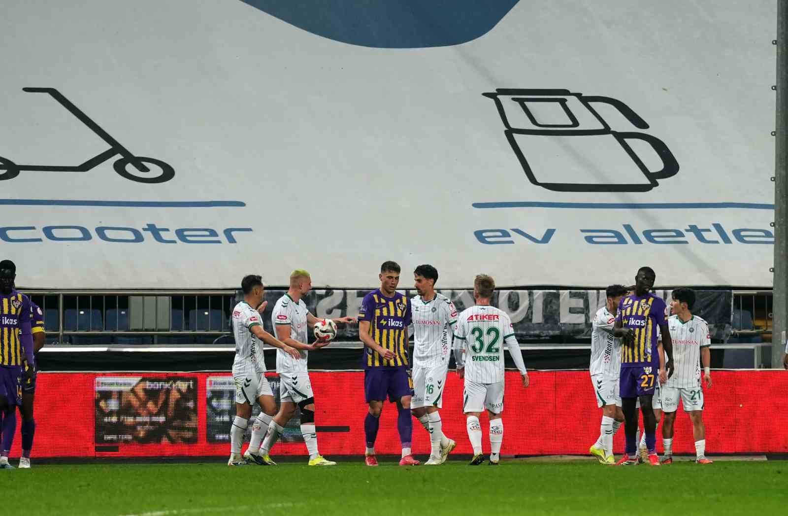 Ziraat Türkiye Kupası: Eyüpspor: 0 - Konyaspor: 1 (Maç devam ediyor)
