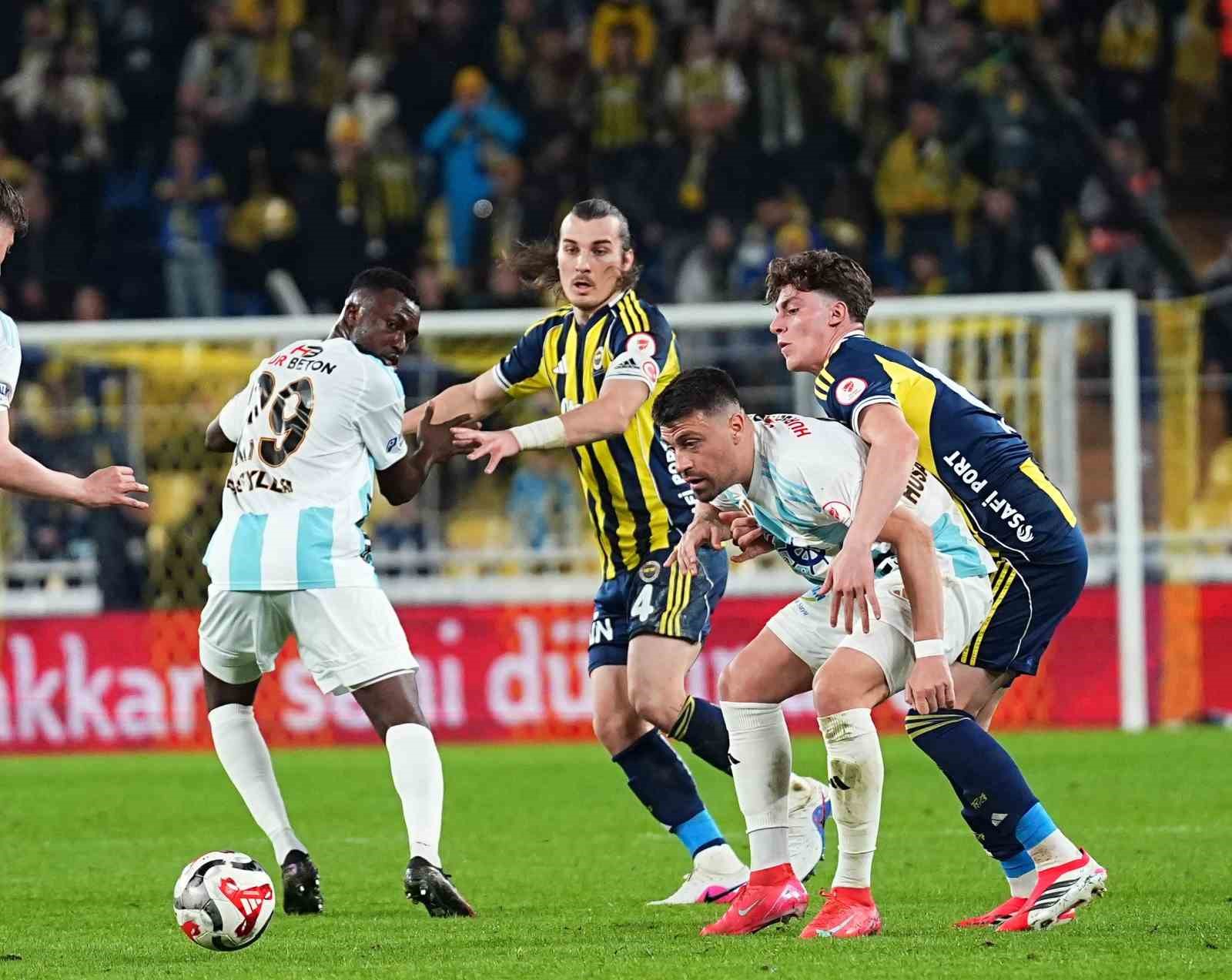 Ziraat Türkiye Kupası: Fenerbahçe: 0 - Erzurumspor FK: 1 (İlk yarı)
