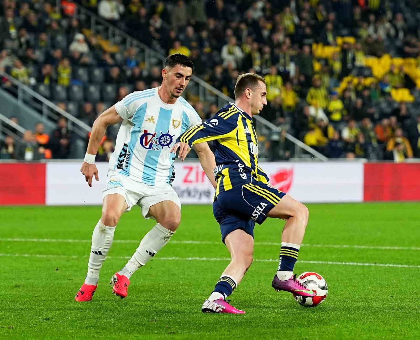 Ziraat Türkiye Kupası: Fenerbahçe: 0 - Erzurumspor FK: 1 (İlk yarı)
