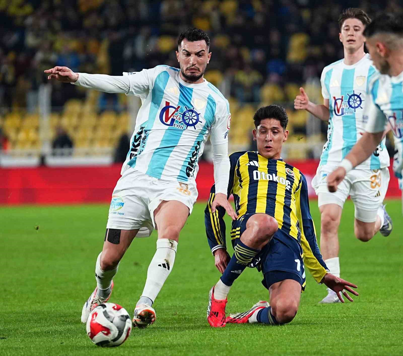 Ziraat Türkiye Kupası: Fenerbahçe: 0 - Erzurumspor FK: 1 (İlk yarı)
