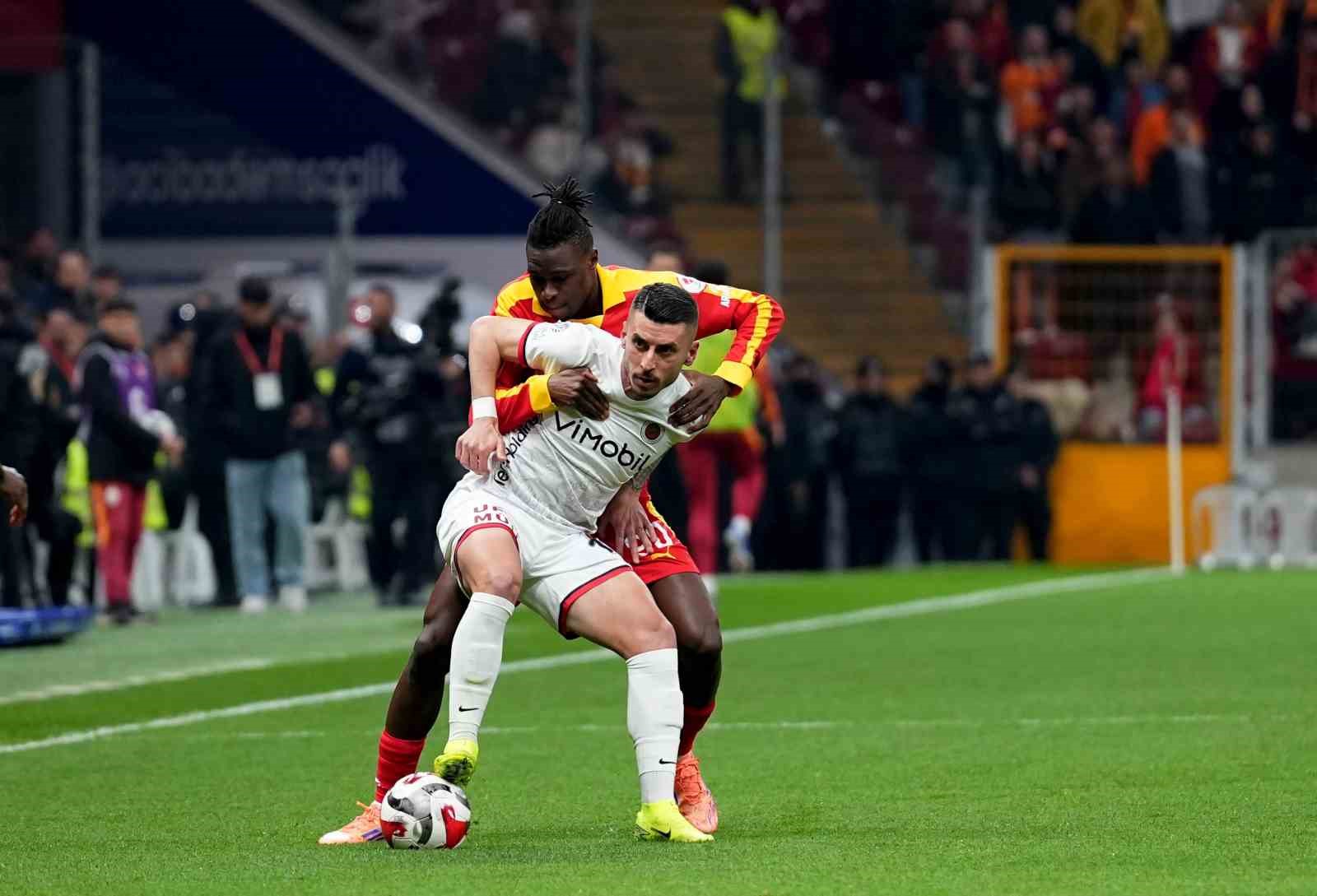 Ziraat Türkiye Kupası: Galatasaray: 0 - Gençlerbirliği: 0 (Maç devam ediyor)
