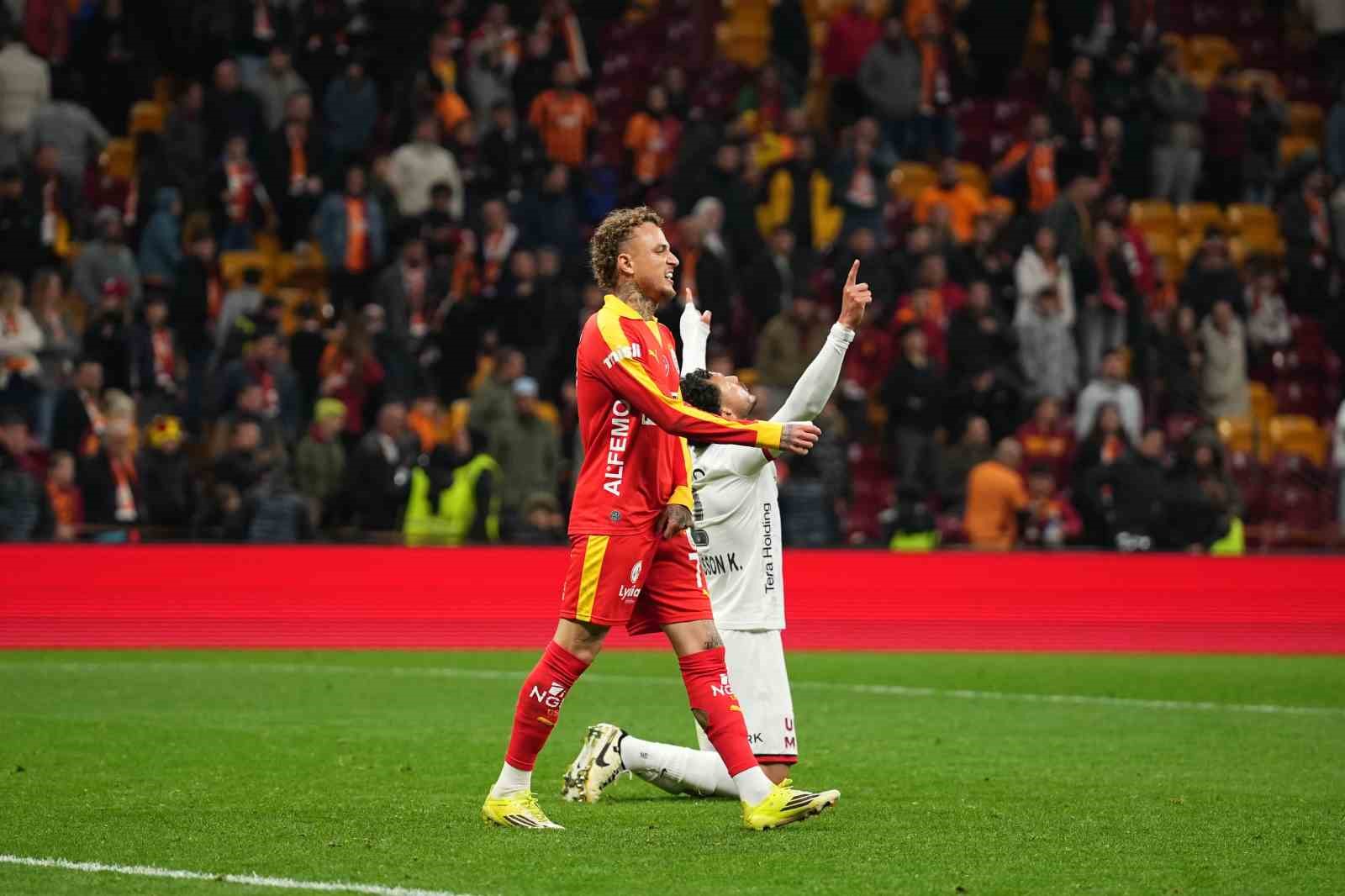 Ziraat Türkiye Kupası: Galatasaray: 0 - Gençlerbirliği: 2 (Maç sonucu)
