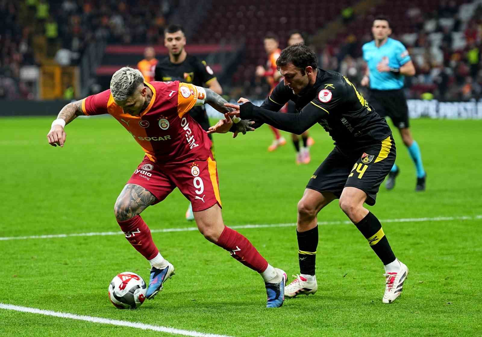 Ziraat Türkiye Kupası: Galatasaray: 3 - İstanbulspor: 1 (İlk yarı)
