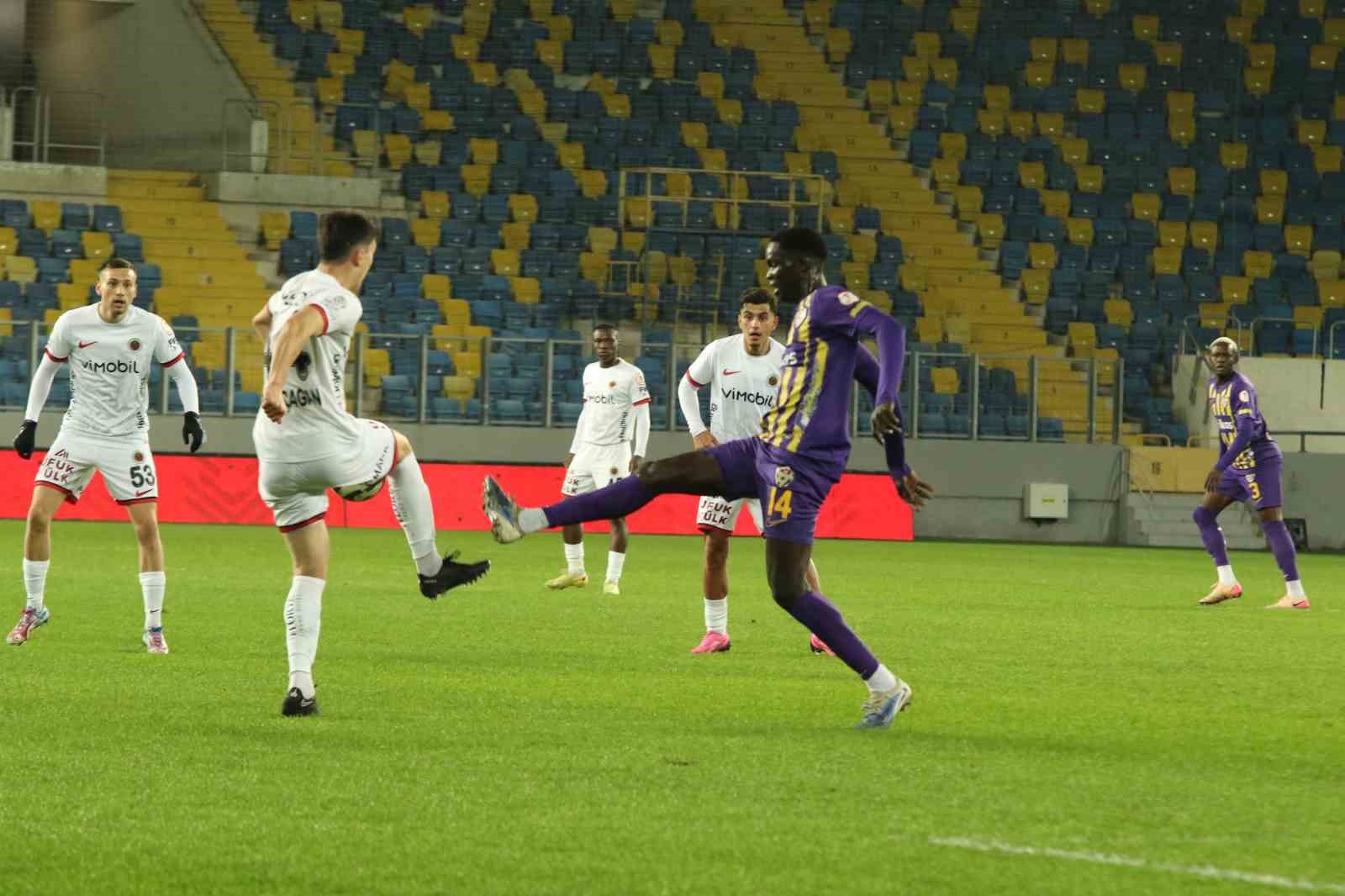 Ziraat Türkiye Kupası: Gençlerbirliği: 2 - Eyüpspor: 2
