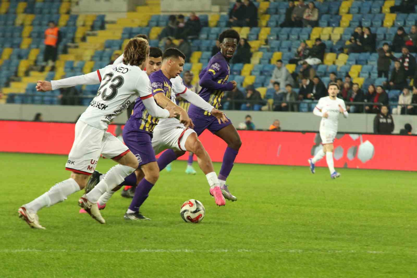 Ziraat Türkiye Kupası: Gençlerbirliği: 2 - Eyüpspor: 2
