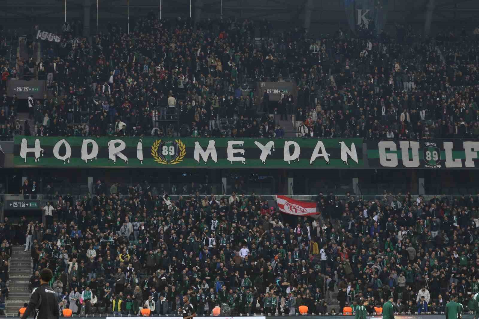 Ziraat Türkiye Kupası: Kocaelispor: 1 - Beşiktaş: 0 (Maç devam ediyor)
