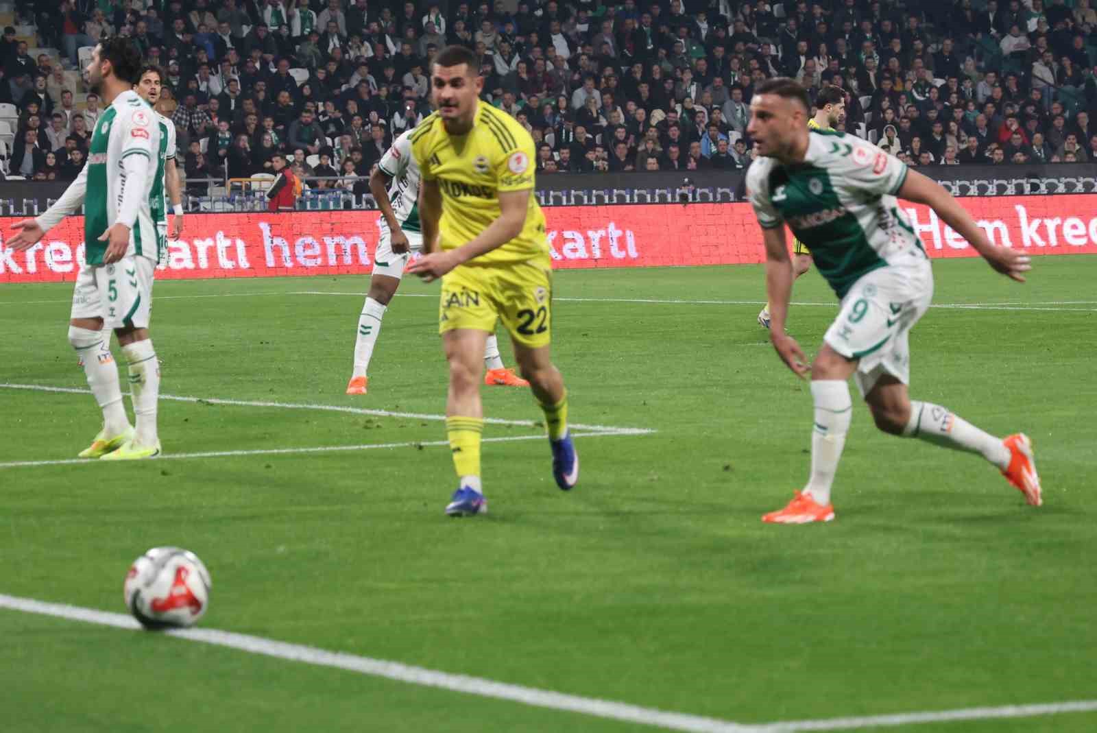 Ziraat Türkiye Kupası: Konyaspor: 0 - Fenerbahçe: 0 (İlk yarı)
