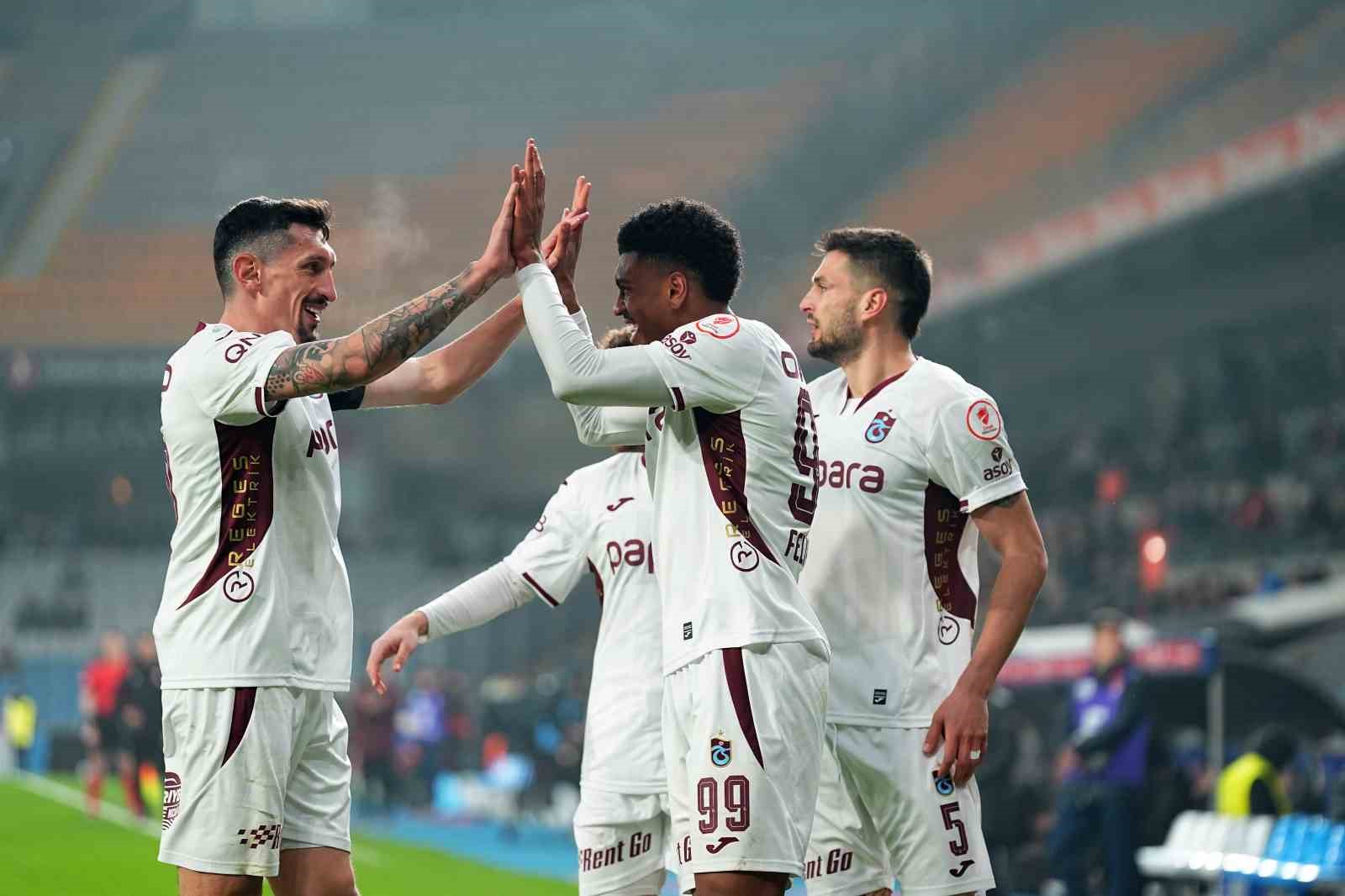 Ziraat Türkiye Kupası: RAMS Başakşehir: 0 - Trabzonspor: 1 (Maç devam ediyor)
