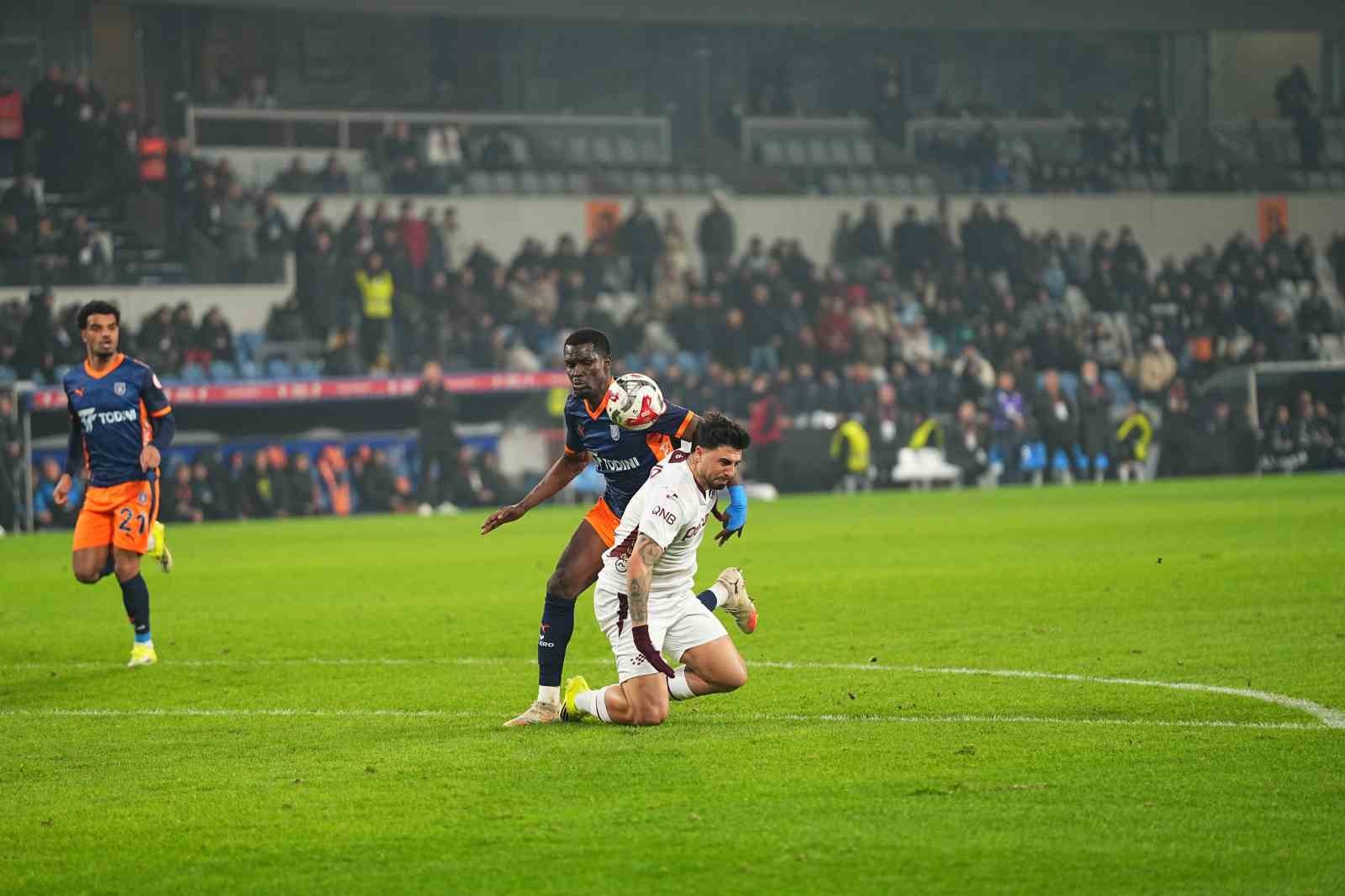 Ziraat Türkiye Kupası: RAMS Başakşehir: 2 - Trabzonspor: 4 (Maç sonucu)
Ziraat Türkiye Kupası: RAMS Başakşehir: 2 - Trabzonspor: 4 (Maç sonucu)