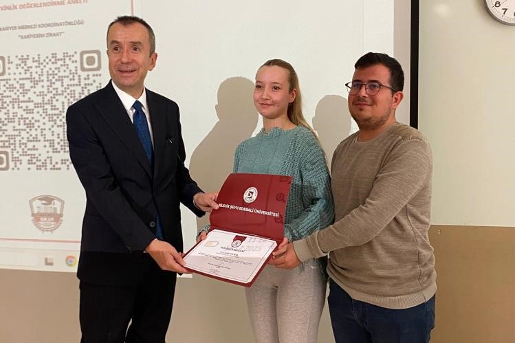 Ziraat ve Doğa Bilimleri Fakültesinde kariyer etkinliği gerçekleştirildi
