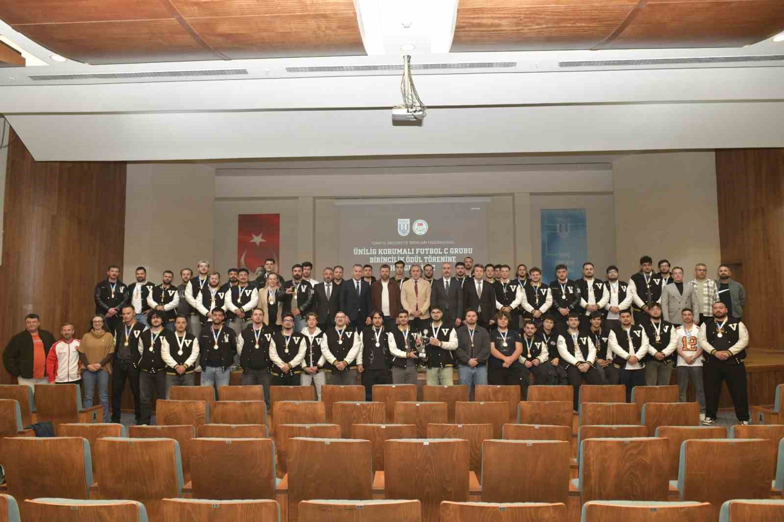 Zirvenin sahibi MSKÜ: Korumalı futbolda süper lige yükseldi
