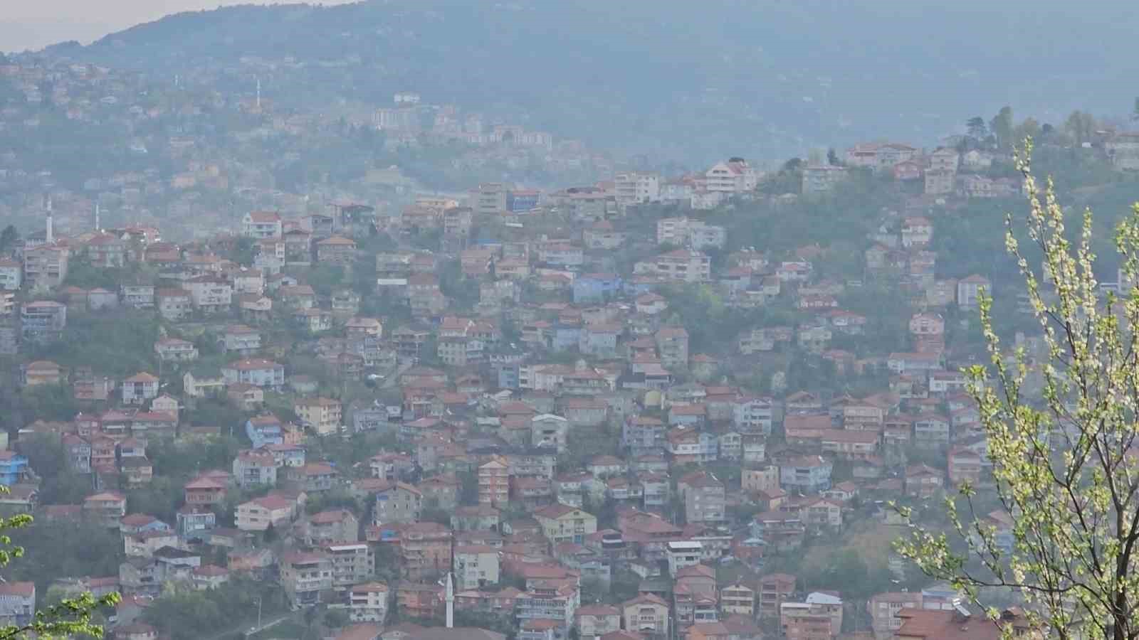 Zonguldak’ta bayram sabahı korkutan silah atma geleneği

