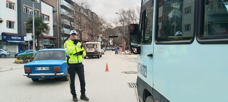 Zonguldak’ta ruhsatsız 10 maden ocağı kapatıldı
Zonguldak’ta ruhsatsız 10 maden ocağı kapatıldı