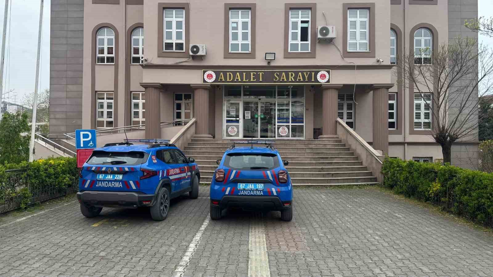 Zonguldak’ta süs bitkisi bahçesinde uyuşturucu özellikli kaktüs ele geçirildi
