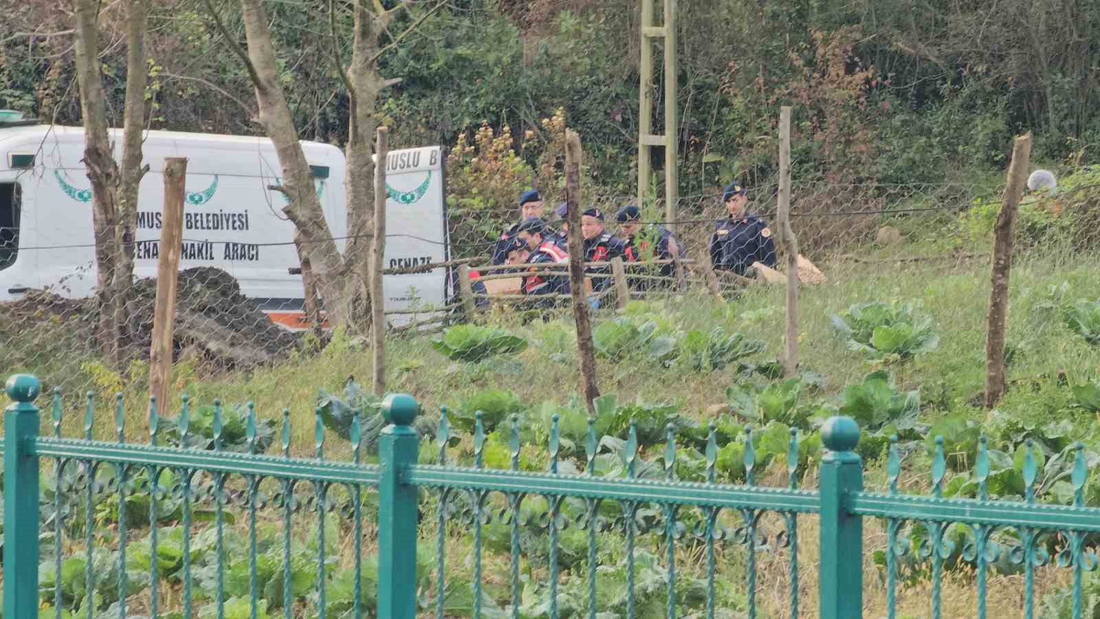 Zonguldak’taki çifte cinayette kahreden detay: Evine taktırdığı kamera kızı ve eşinin son anlarını kaydetti
Zonguldak’taki çifte cinayette kahreden detay: Evine taktırdığı kamera kızı ve eşinin son anlarını kaydetti