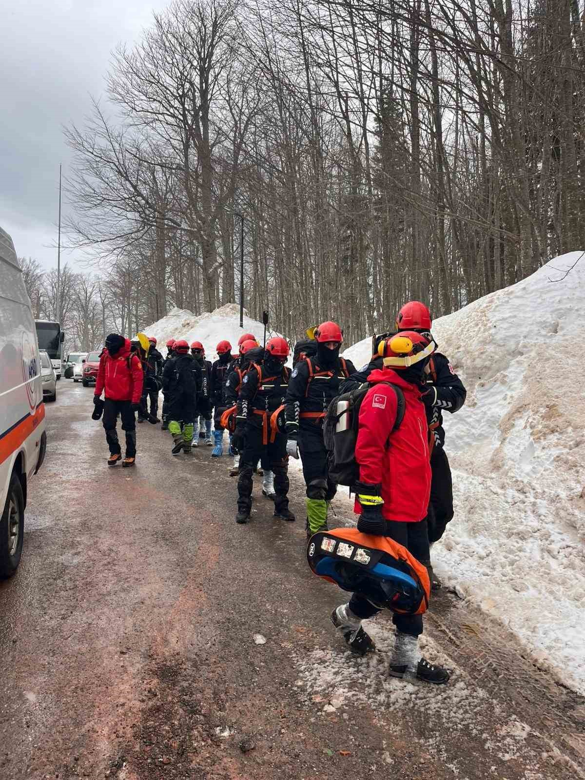 Zorlu kış şartlarında kurtarma tatbikatı
