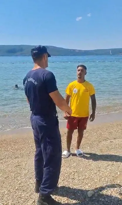 Çanakkale'de Sahilde Bulunan Askeri Mühimmat Güvenlik Ekiplerini Harekete Geçirdi