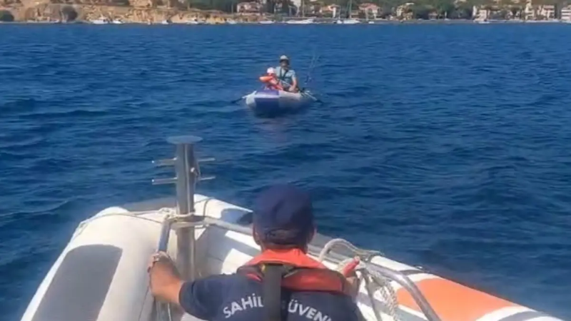 Mudanya 'da Akıntıya Kapılan Botta Korku Dolu Anlar Mudanya 'da Akıntıya Kapılan Botta Korku Dolu Anlar