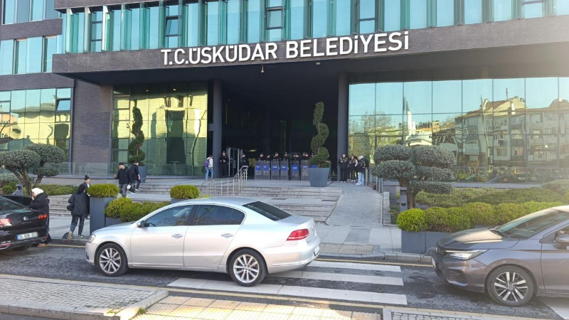 Üsküdar Belediye Başkanı Sinem Dedetaş Gözaltına Alındı