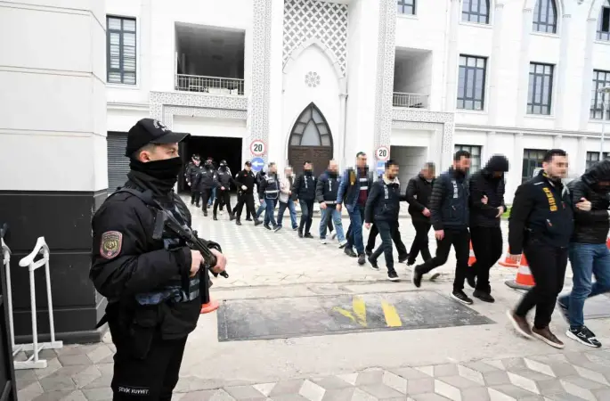 105 milyon liralık dolandırıcılık operasyonunda 18 şüpheli tutuklandı
