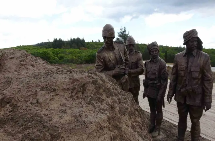 111 yıl önce Atatürk’ün o tarihi fotoğrafının çekildiği alan tarihe tanıklı ediyor
