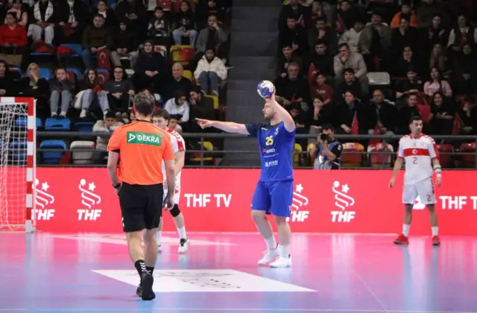 2027 IHF Dünya Hentbol Şampiyonası: Türkiye: 32 - Romanya: 37
