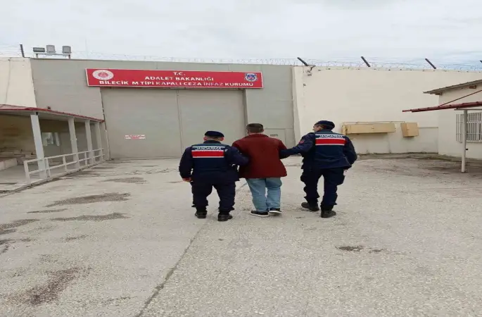 3 farklı suçtan 8 yıl 5 ay hapis cezası bulunan şahıs yakalandı
