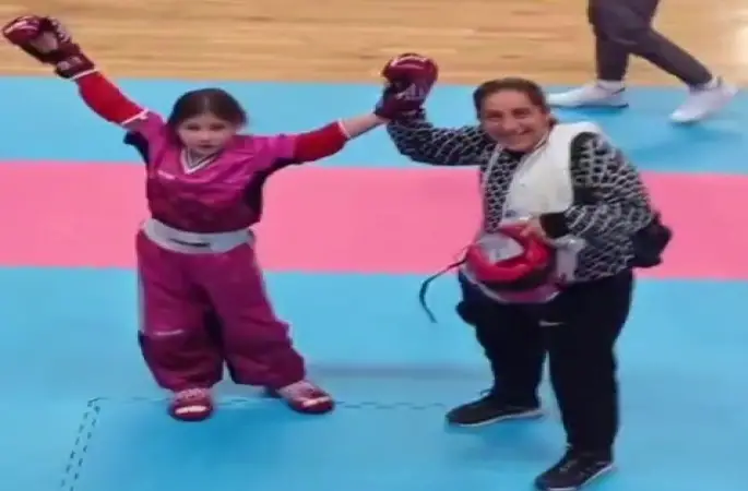 8 yaşındaki demir yumruk Nebahat Eda’dan gururlandıran başarı
