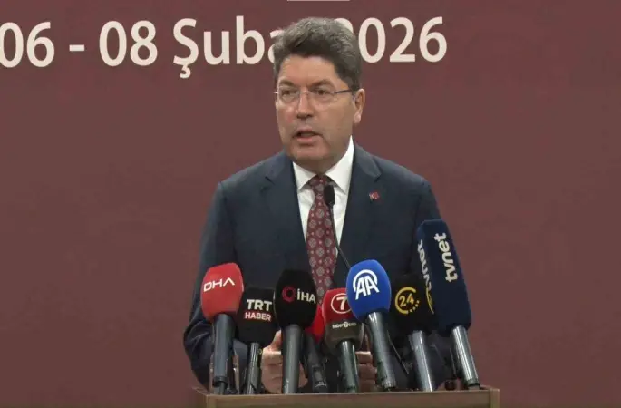 Adalet Bakanı Tunç: "Demokratik anayasa ile Türkiye Yüzyılı’na devam etmek yakışır"
