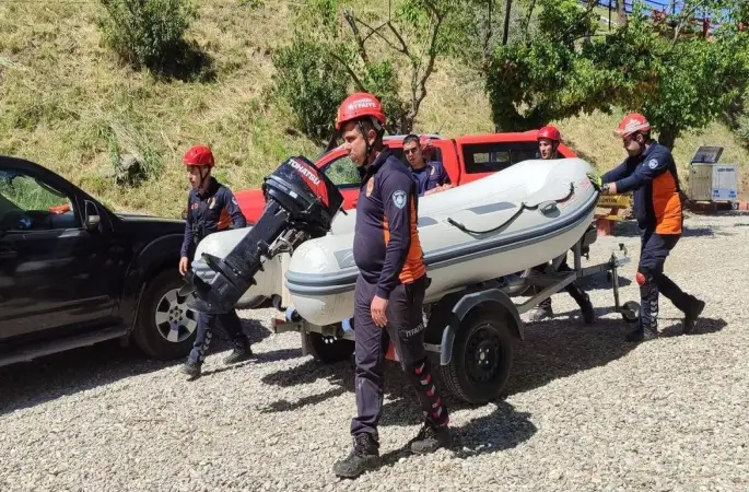 Afşar Barajı patlama senaryosu gerçeğini aratmadı
