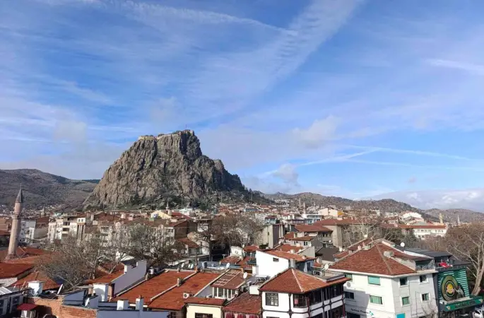 Afyonkarahisar’ın nüfusu 751 bin 808’e yükseldi
