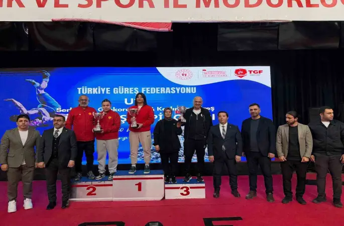 Afyonlu güreşçi Türkiye şampiyonu oldu
