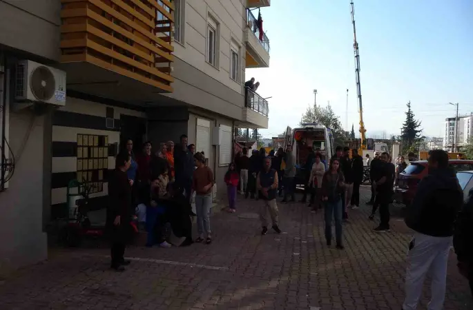 Ağabeyini silahla vurarak öldürdü, diğer ağabeyinin eşini de yaraladı
