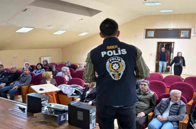 Ağrı’da öğrenci ve velilere SİBERAY semineri verildi
