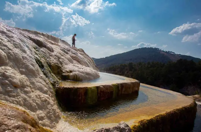 Ahmet Akın Balıkesir’i Avrupa termal kentler ağına taşıdı
