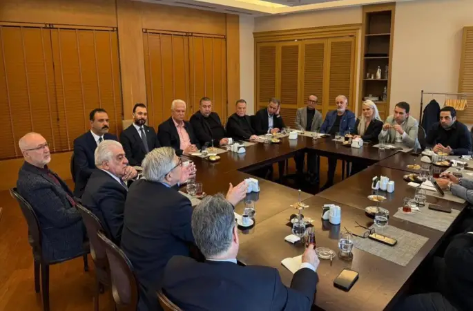 AK Parti heyeti KKTC basını ile buluştu
