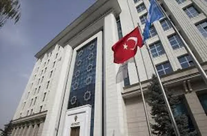 AK Parti, Milli Dayanışma, Kardeşlik ve Demokrasi Komisyonu raporunu TBMM Başkanlığına sundu