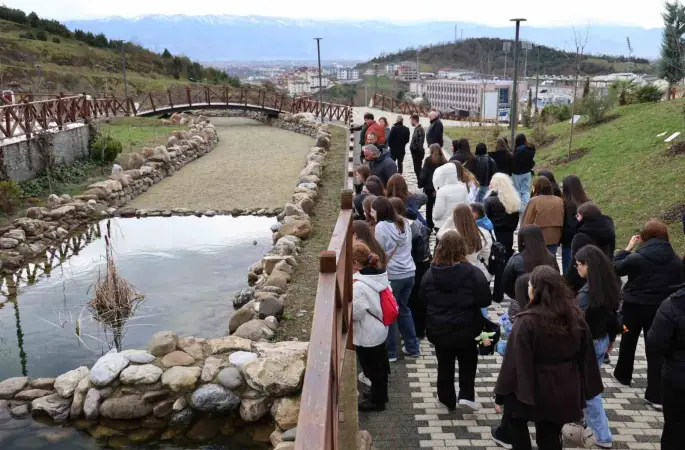 Akçakocalı öğrenciler botanik bahçesine hayran kaldı
