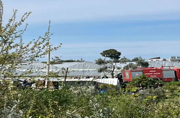 Aksu’da traktör dereye devrildi sürücü  hayatını kaybetti
