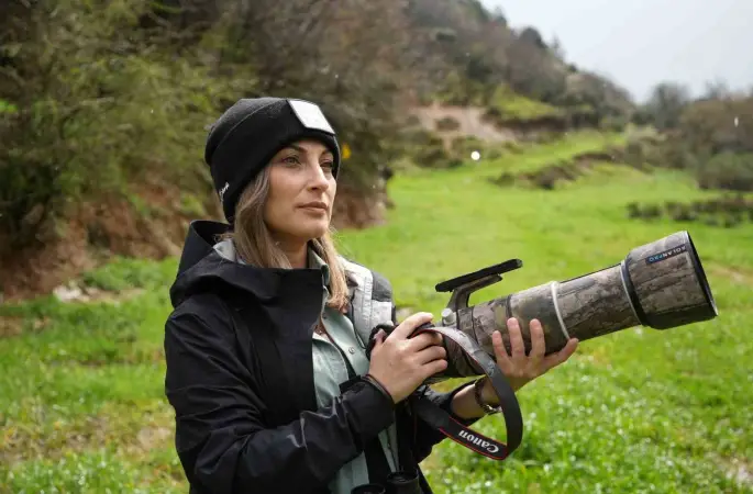 Aladağlar’da kartpostallık kış manzarası: Dağ keçileri dron ile görüntülendi
