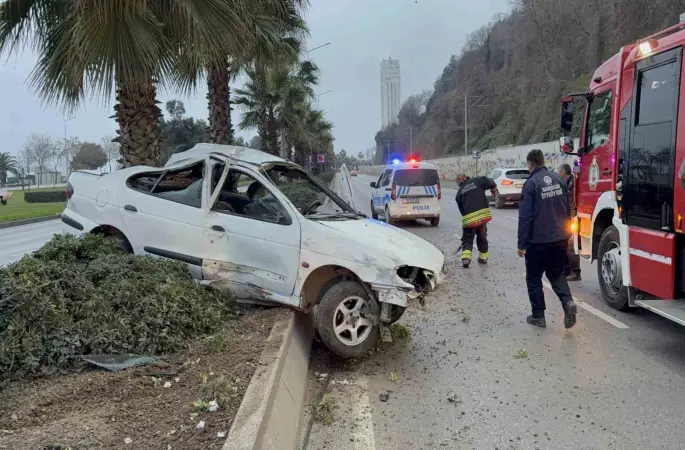 Alkolden işlem yapılan sürücü yeniden direksiyona geçip kaza yaptı: 4 yaralı
