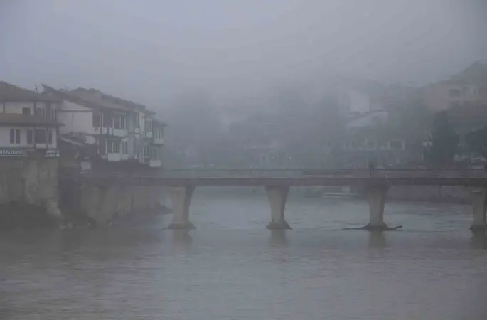 Amasya’da yoğun sis etkili oldu
