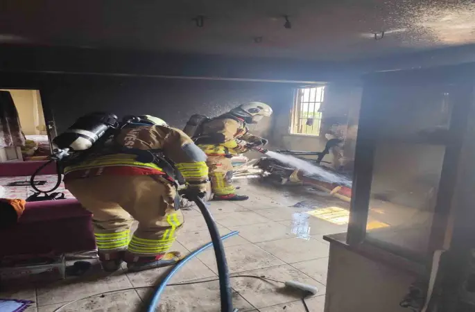 Antakya’da ev yangını
