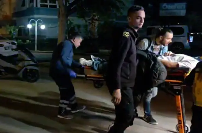 Antalya’da iki motosiklet çarpıştı: 3 yaralı
