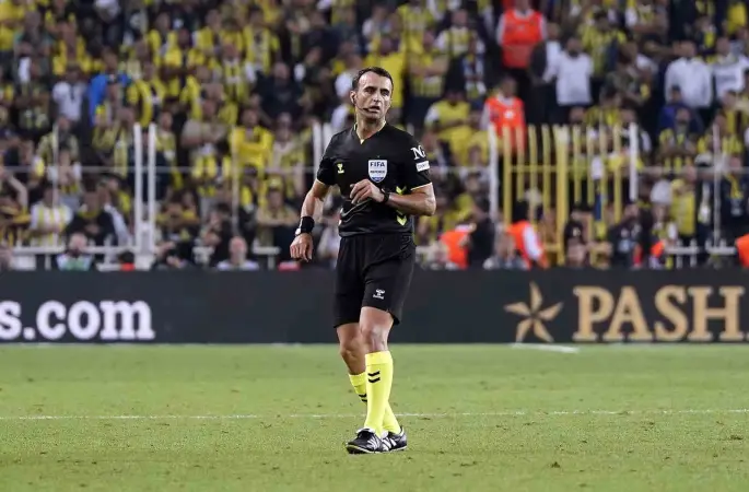 Antalyaspor - Fenerbahçe maçının VAR’ı Atilla Karaoğlan oldu
