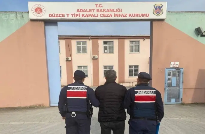 Aranan 39 kişi yakalandı, 20’si tutuklandı
