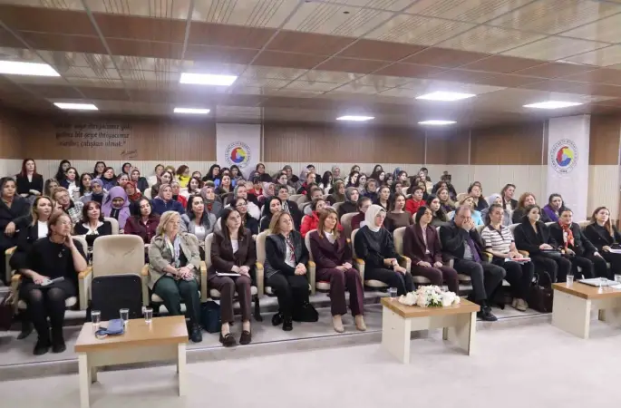 Ardahan’da Kadın Girişimciliği Zirvesine yoğun İlgi
