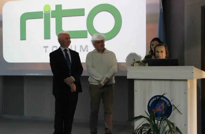 AÜ Ziraat Fakültesi 225 öğrencisini uygulamalı eğitim için sahaya uğurladı
