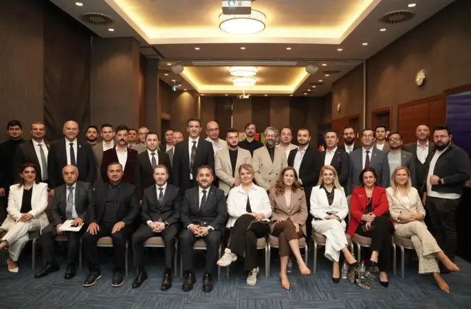 Azerbaycan yatırım fırsatları, İzmir’de masaya yatırıldı
